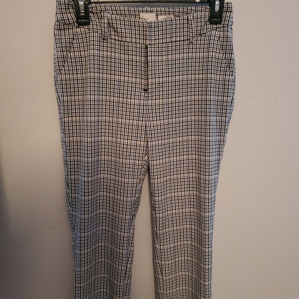 Woman dress ankle pants